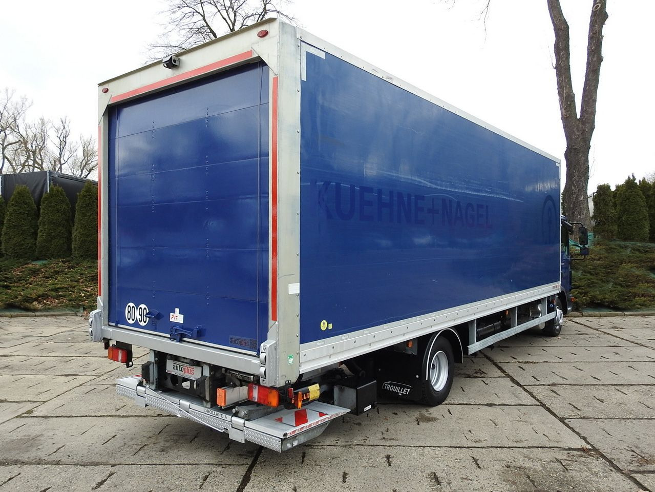MAN TGL 12.220 BOX LIFT 18 PALLETS CRUISE CONTROLAIR CONDITIONING PNEUMATICS AUTOMATIC TWIN WHEELS 220HP - Furgoneta caja cerrada: foto 3 MAN TGL 12.220 BOX LIFT 18 PALLETS CRUISE CONTROLAIR CONDITIONING PNEUMATICS AUTOMATIC TWIN WHEELS 220HP - Furgoneta caja cerrada: foto 3