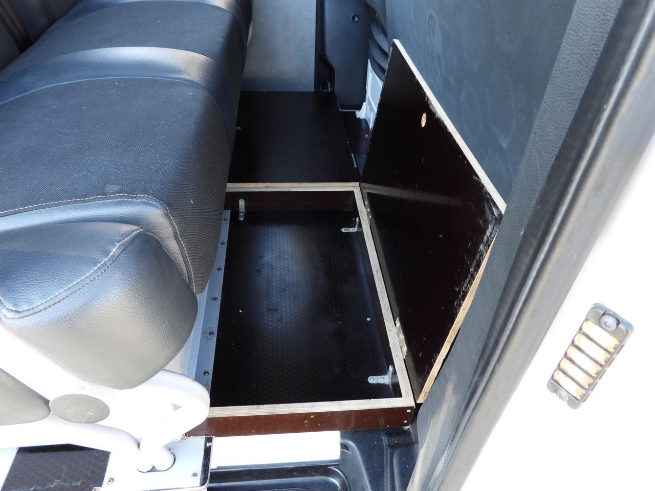 Furgón MERCEDES SPRINTER 316 BOX DELIVERY VAN 7 SEATS CRUISE CONTROL AUTOMATIC TRANSMISSION AIR CONDITIONING 160HP: foto 39 Furgón MERCEDES SPRINTER 316 BOX DELIVERY VAN 7 SEATS CRUISE CONTROL AUTOMATIC TRANSMISSION AIR CONDITIONING 160HP: foto 39