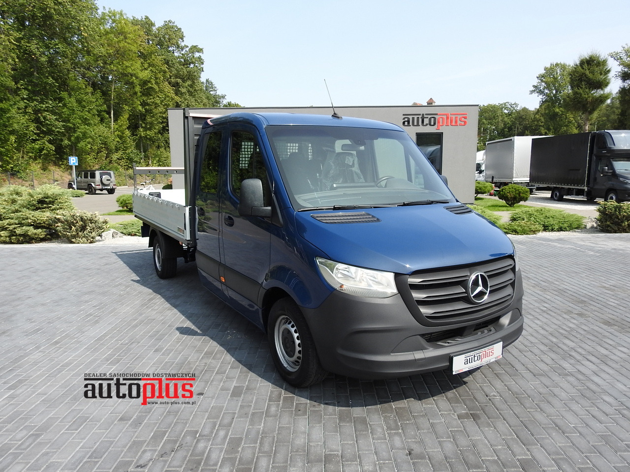 MERCEDES SPRINTER 316 STAKE BODY DOUBLE CABIN DOKA 7 SEATS AIR CONDITIONING  160HP - Furgoneta combi: foto 1 MERCEDES SPRINTER 316 STAKE BODY DOUBLE CABIN DOKA 7 SEATS AIR CONDITIONING  160HP - Furgoneta combi: foto 1
