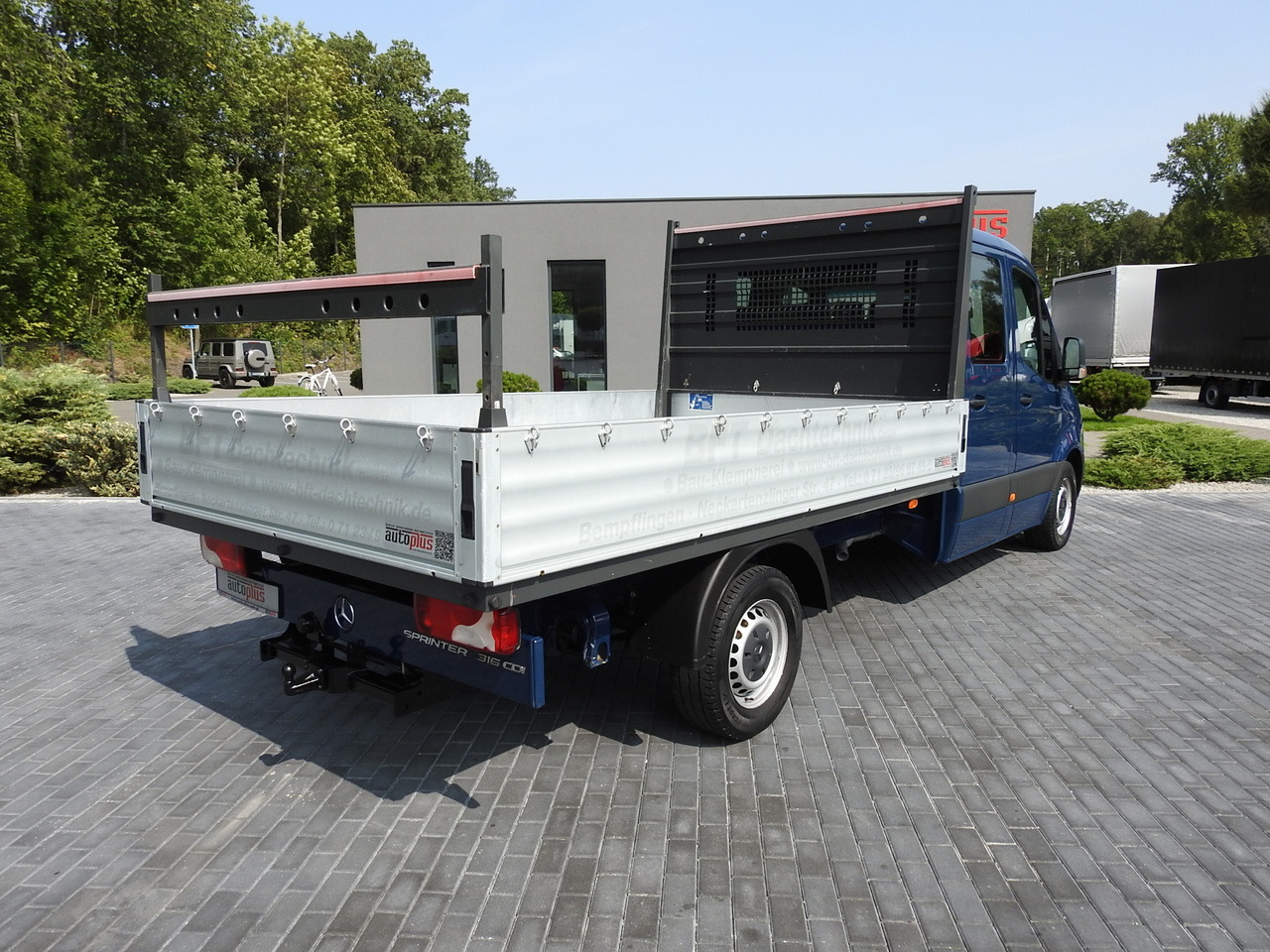 MERCEDES SPRINTER 316 STAKE BODY DOUBLE CABIN DOKA 7 SEATS AIR CONDITIONING 160HP - Furgoneta caja abierta: foto 3 MERCEDES SPRINTER 316 STAKE BODY DOUBLE CABIN DOKA 7 SEATS AIR CONDITIONING 160HP - Furgoneta caja abierta: foto 3
