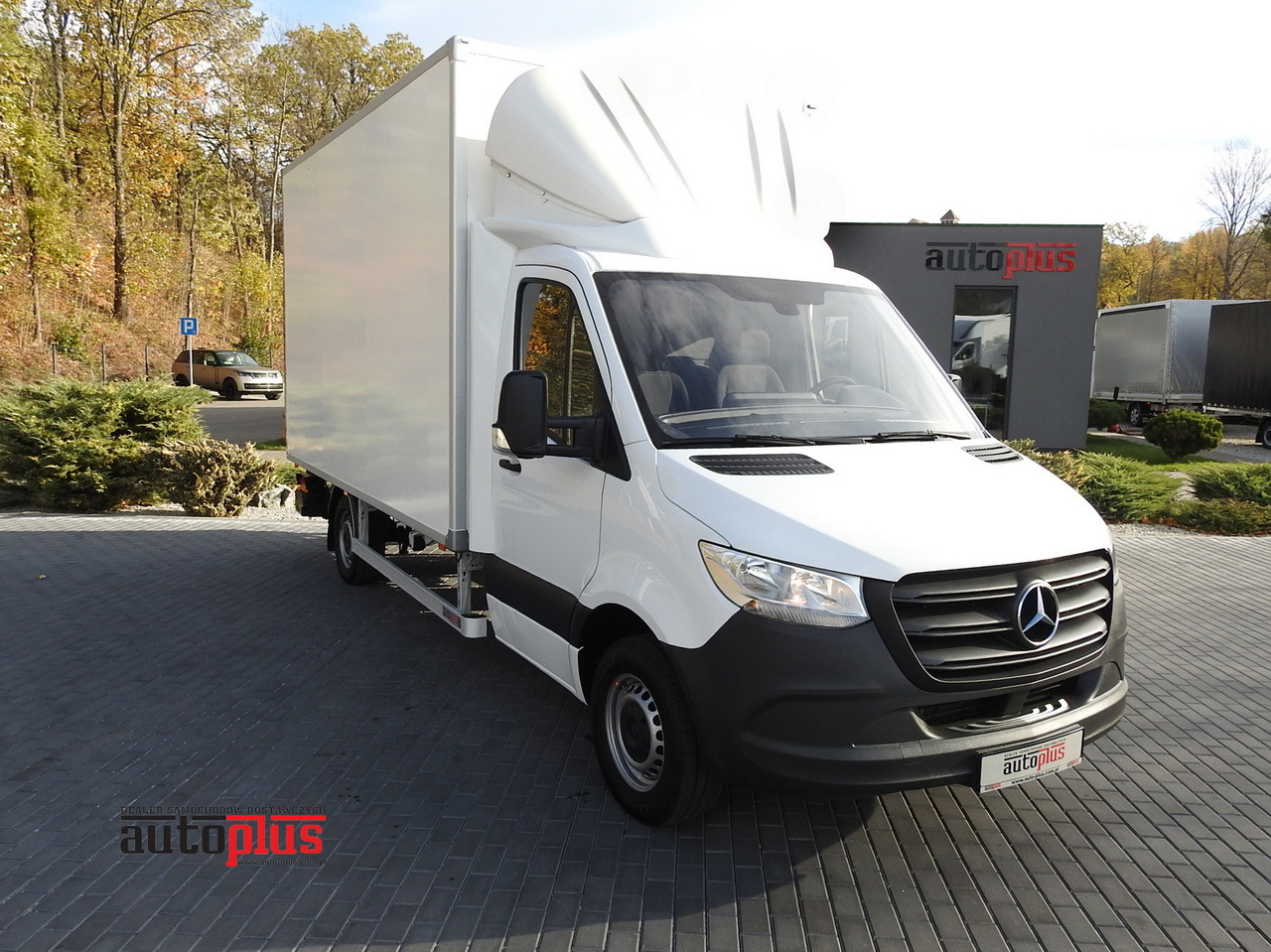 MERCEDES SPRINTER BOX LIFT 8 PALLETS AIR CONDITIONING 150HP - Furgoneta caja cerrada: foto 1 MERCEDES SPRINTER BOX LIFT 8 PALLETS AIR CONDITIONING 150HP - Furgoneta caja cerrada: foto 1