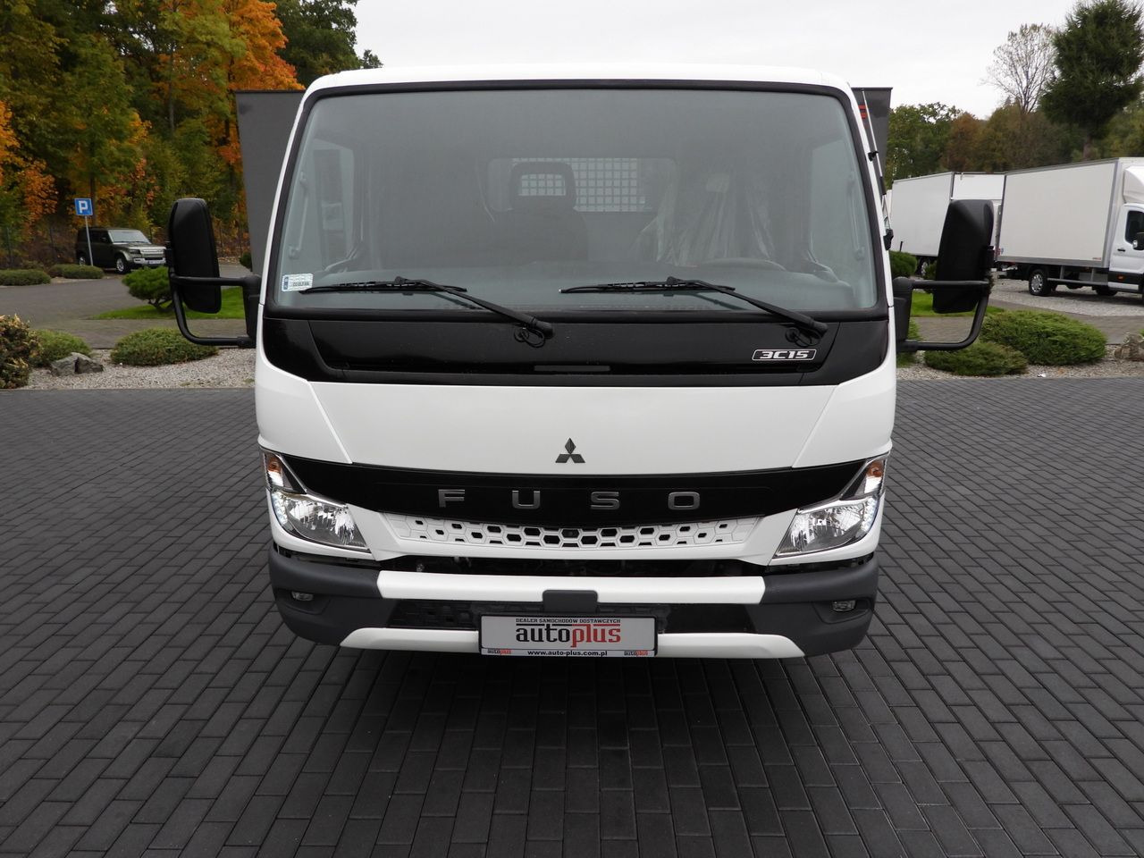 MITSUBISHI CANTER FUSO 3C15 THREE-WAY TIPPER 3 SEATS LED LIGHTS TWIN WHEELS 150HP - Furgoneta basculante: foto 5 MITSUBISHI CANTER FUSO 3C15 THREE-WAY TIPPER 3 SEATS LED LIGHTS TWIN WHEELS 150HP - Furgoneta basculante: foto 5