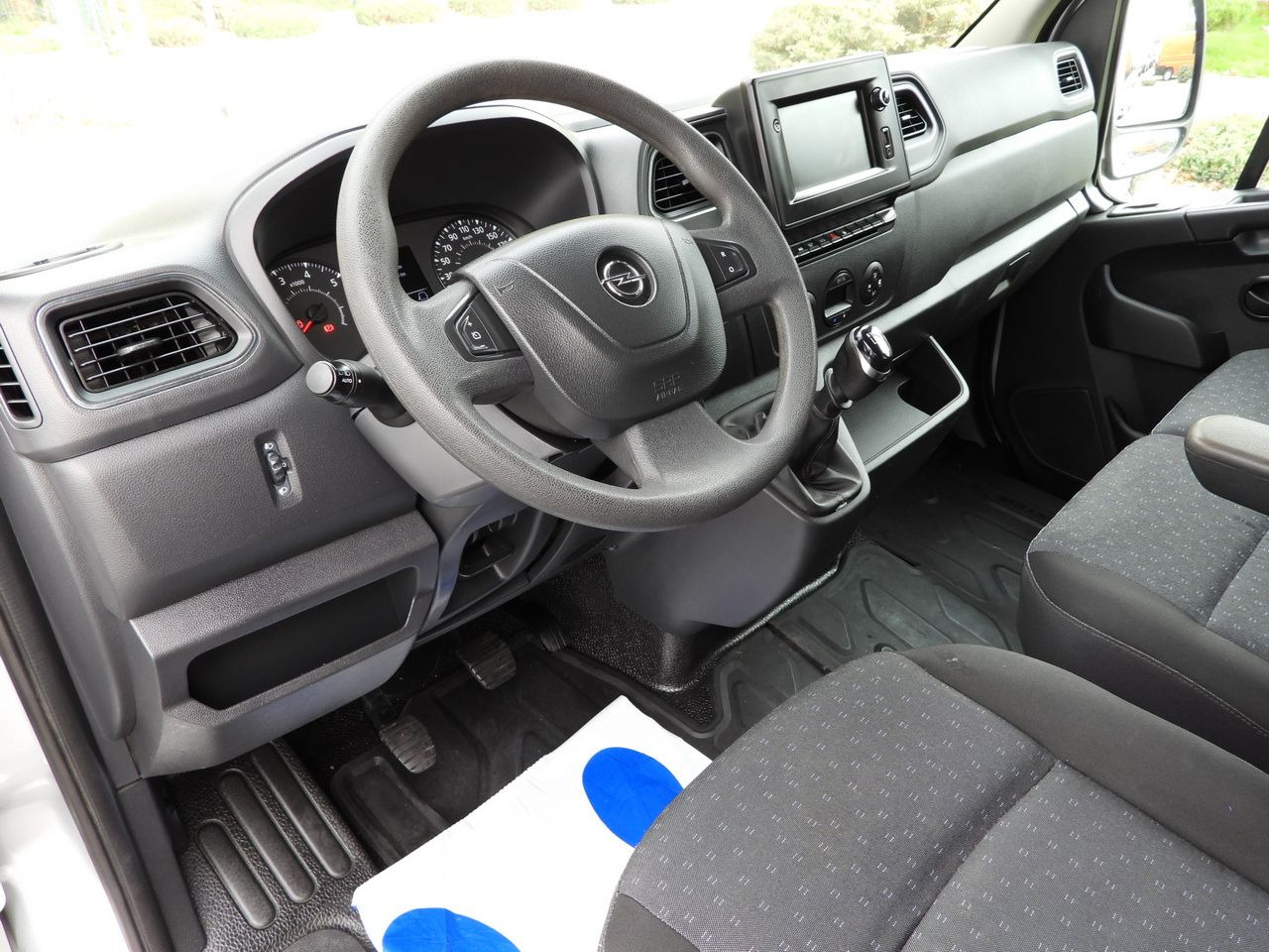 OPEL MOVANO BOX DELIVERY VAN 7 SEATS CRUISE CONTROL LED LIGHTS AIR CONDITIONING 180HP - Furgón: foto 2 OPEL MOVANO BOX DELIVERY VAN 7 SEATS CRUISE CONTROL LED LIGHTS AIR CONDITIONING 180HP - Furgón: foto 2