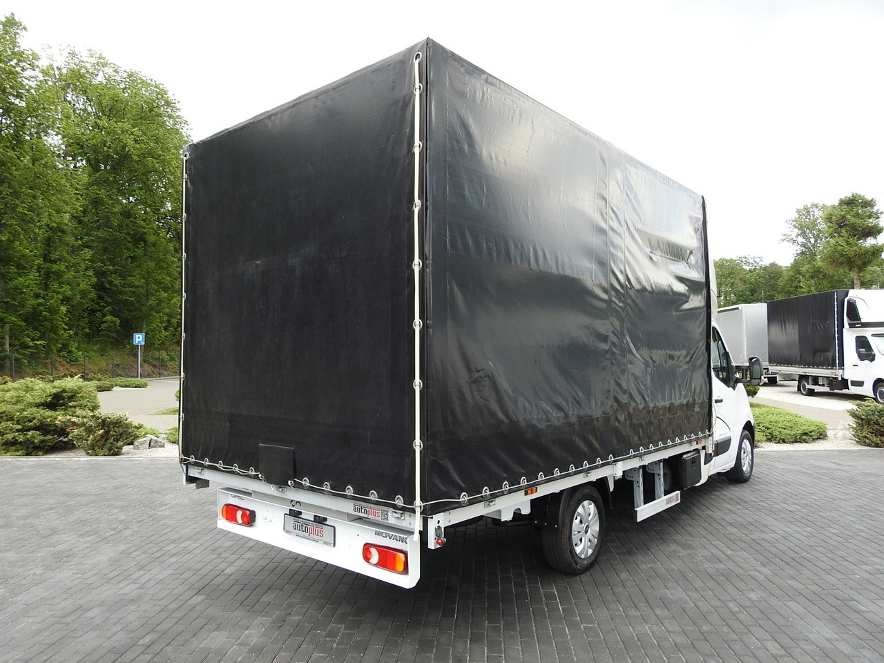 OPEL MOVANO TARPAULIN 10 PALLETS WEBASTO CRUISE CONTROL AIR CONDITIONING PNEUMATICS 165HP - Furgoneta con lona: foto 3 OPEL MOVANO TARPAULIN 10 PALLETS WEBASTO CRUISE CONTROL AIR CONDITIONING PNEUMATICS 165HP - Furgoneta con lona: foto 3