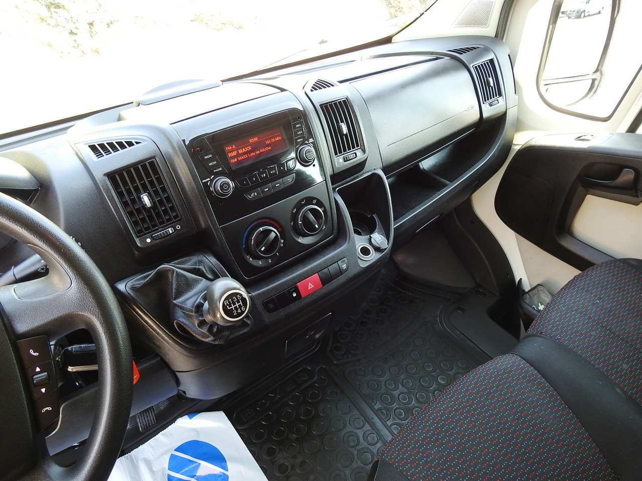 Furgón PEUGEOT BOXER BOX DELIVERY VAN 7 SEATS 110HP: foto 26 Furgón PEUGEOT BOXER BOX DELIVERY VAN 7 SEATS 110HP: foto 26