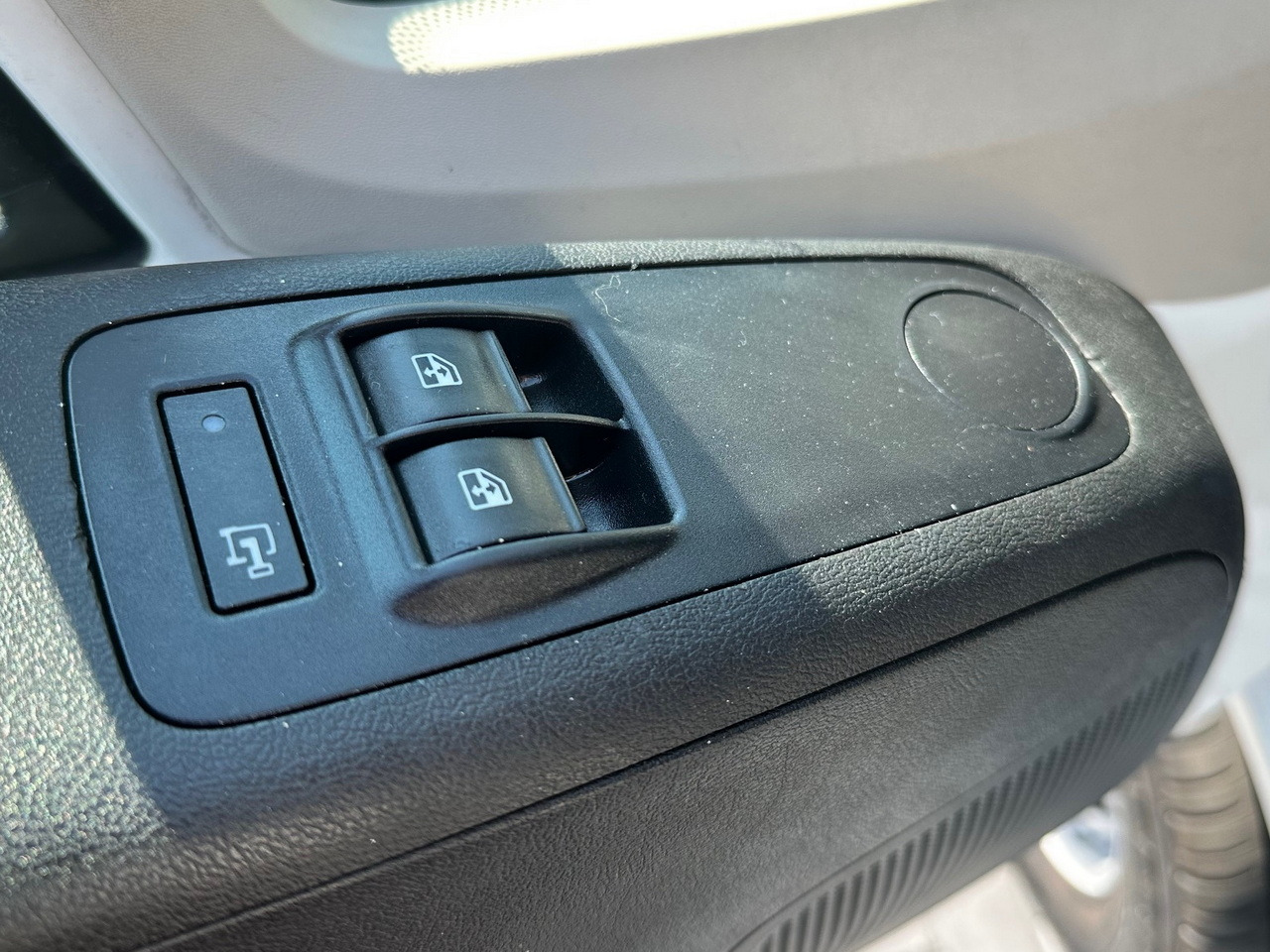 Furgón PEUGEOT BOXER BOX DELIVERY VAN 7 SEATS 110HP: foto 23 Furgón PEUGEOT BOXER BOX DELIVERY VAN 7 SEATS 110HP: foto 23