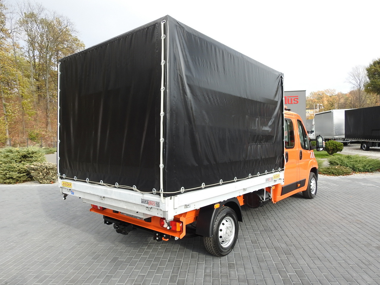 PEUGEOT BOXER STAKE BODY TARPAULIN DOUBLE CABIN DOKA 7 SEATS AIR CONDITIONING PNEUMATICS 140HP - Furgoneta caja abierta: foto 3 PEUGEOT BOXER STAKE BODY TARPAULIN DOUBLE CABIN DOKA 7 SEATS AIR CONDITIONING PNEUMATICS 140HP - Furgoneta caja abierta: foto 3