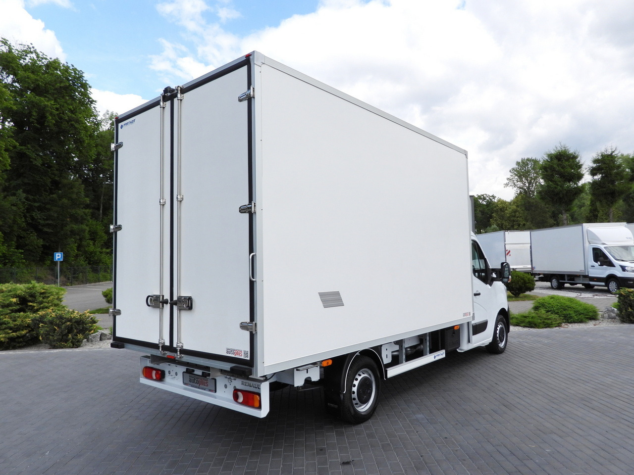 RENAULT MASTER BOX 8 PALLETS CRUISE CONTROL LED LIGHTS AIR CONDITIONING 165HP - Furgoneta caja cerrada: foto 3 RENAULT MASTER BOX 8 PALLETS CRUISE CONTROL LED LIGHTS AIR CONDITIONING 165HP - Furgoneta caja cerrada: foto 3