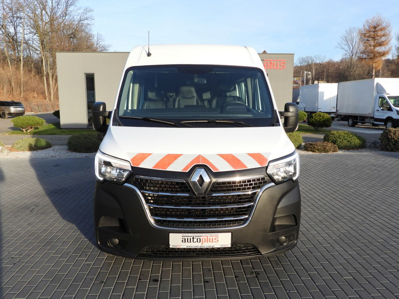 RENAULT MASTER BOX DELIVERY VAN 7 SEATS CRUISE CONTROL LED LIGHTS AIR CONDITIONING 145HP - Furgón: foto 5 RENAULT MASTER BOX DELIVERY VAN 7 SEATS CRUISE CONTROL LED LIGHTS AIR CONDITIONING 145HP - Furgón: foto 5