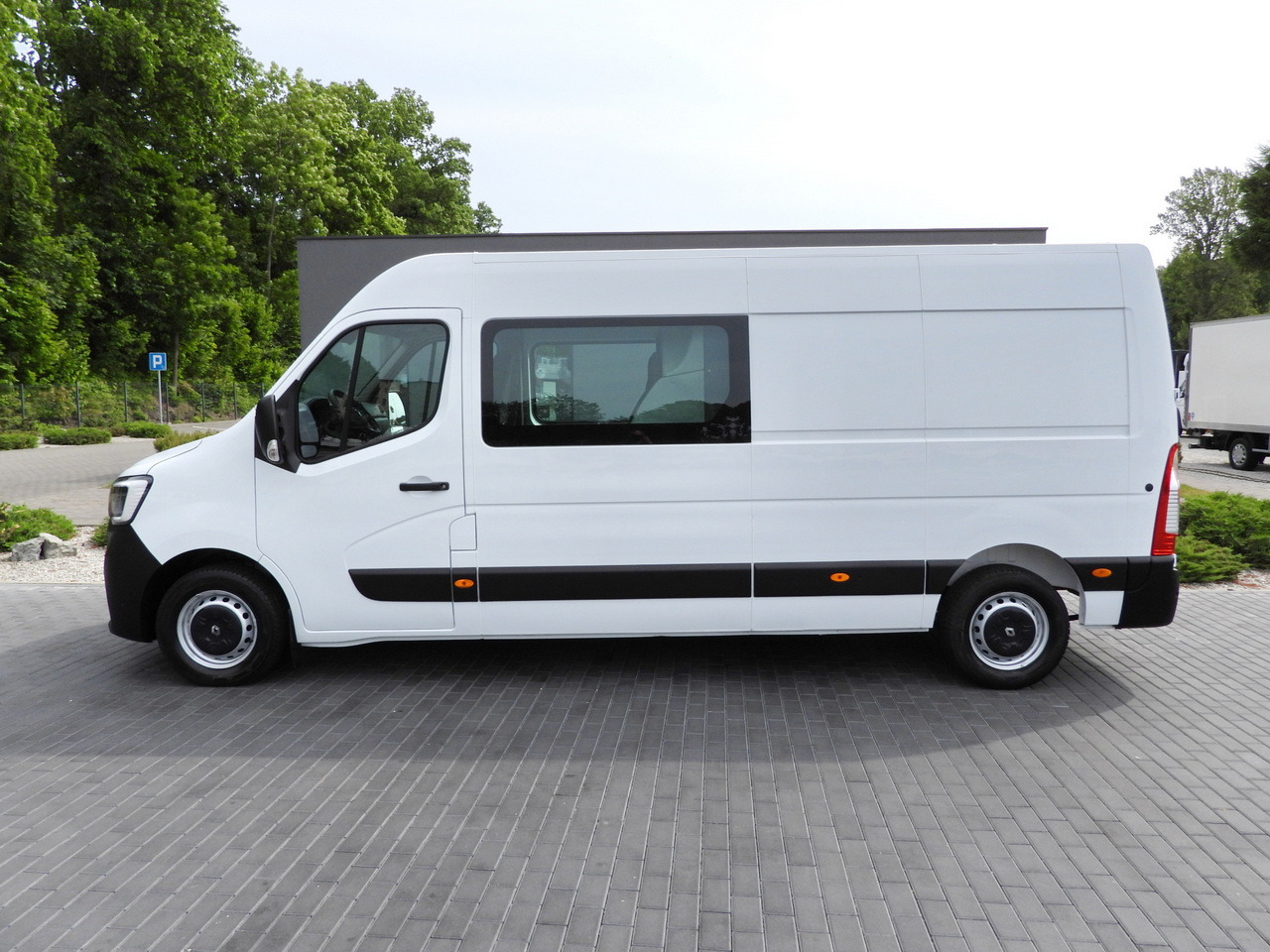 Furgón RENAULT MASTER BOX DELIVERY VAN 7 SEATS CRUISE CONTROL NAVIGATION LED LIGHTS AIR CONDITIONING 140HP: foto 9 Furgón RENAULT MASTER BOX DELIVERY VAN 7 SEATS CRUISE CONTROL NAVIGATION LED LIGHTS AIR CONDITIONING 140HP: foto 9