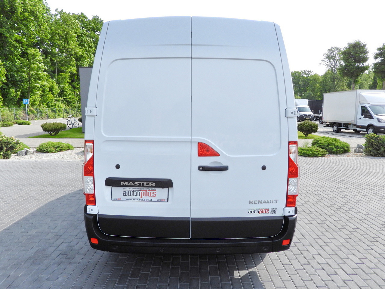 Furgón RENAULT MASTER BOX DELIVERY VAN 7 SEATS CRUISE CONTROL NAVIGATION LED LIGHTS AIR CONDITIONING 140HP: foto 11 Furgón RENAULT MASTER BOX DELIVERY VAN 7 SEATS CRUISE CONTROL NAVIGATION LED LIGHTS AIR CONDITIONING 140HP: foto 11