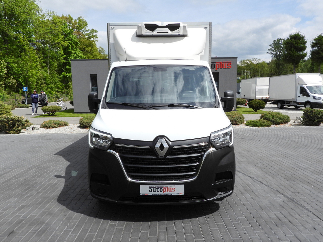 RENAULT MASTER REGRIGERATOR BOX -10*C CRUISE CONTROL LED LIGHTS TWIN WHEELS AIR CONDITIONING 145HP - Furgoneta frigorifica: foto 5 RENAULT MASTER REGRIGERATOR BOX -10*C CRUISE CONTROL LED LIGHTS TWIN WHEELS AIR CONDITIONING 145HP - Furgoneta frigorifica: foto 5