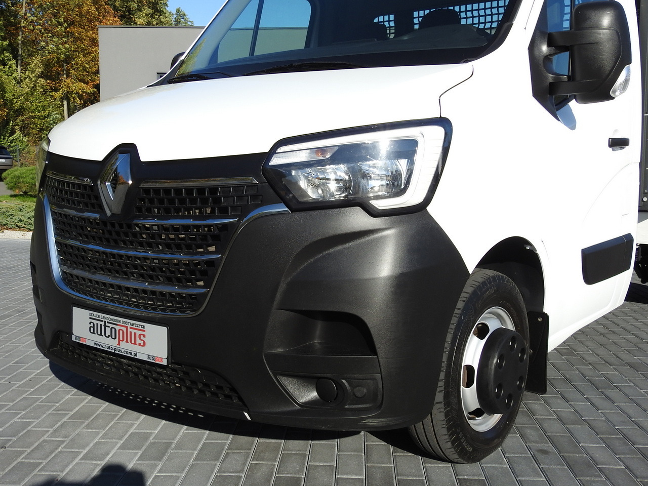 Furgoneta caja abierta RENAULT MASTER STAKE BODY CRUISE CONTROL AIR CONDITIONING LED LIGHTS TWIN WHEELS  130HP: foto 17 Furgoneta caja abierta RENAULT MASTER STAKE BODY CRUISE CONTROL AIR CONDITIONING LED LIGHTS TWIN WHEELS  130HP: foto 17