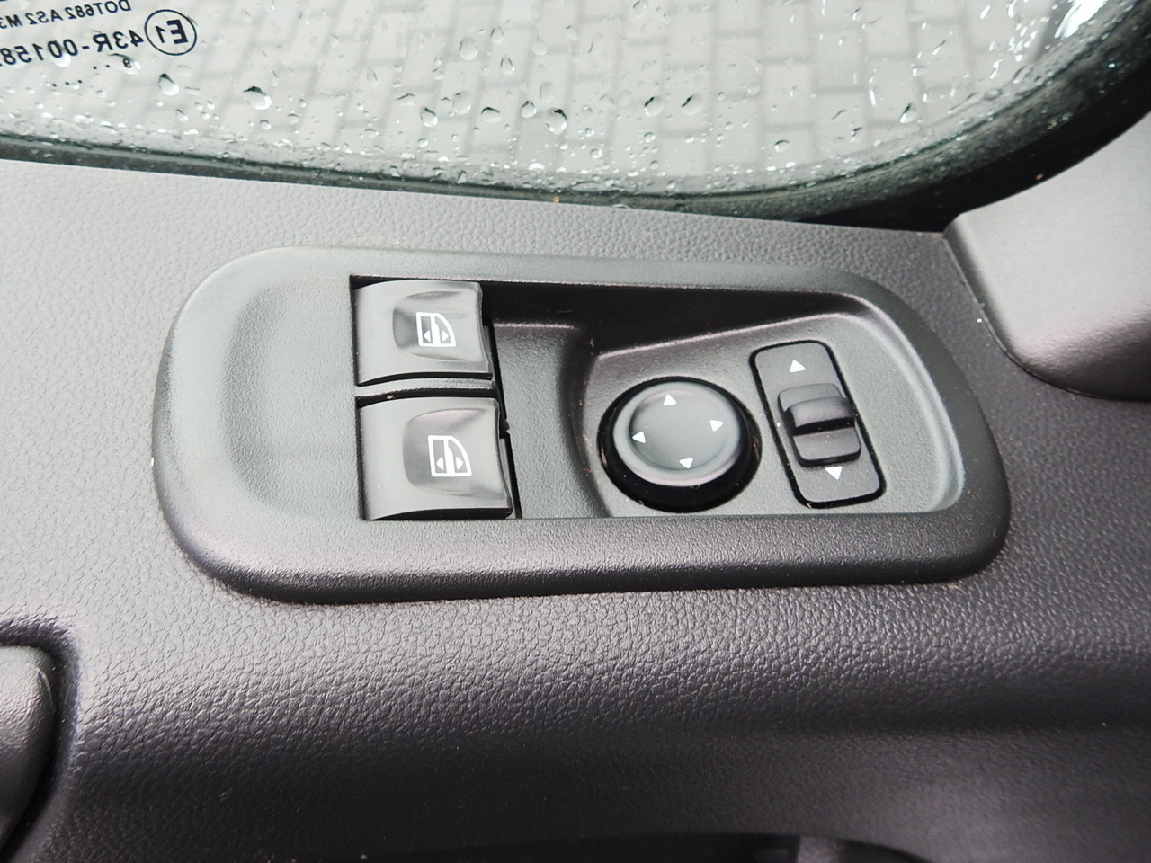 Furgoneta caja abierta RENAULT MASTER STAKE BODY CRUISE CONTROL AIR CONDITIONING LED LIGHTS TWIN WHEELS  130HP: foto 22 Furgoneta caja abierta RENAULT MASTER STAKE BODY CRUISE CONTROL AIR CONDITIONING LED LIGHTS TWIN WHEELS  130HP: foto 22
