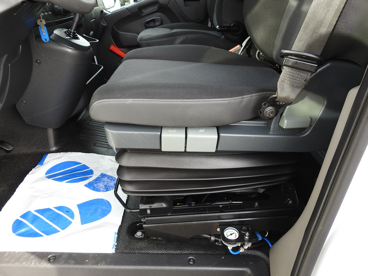 Furgoneta con lona RENAULT MASTER TARPAULIN 10 PALLETS WEBASTO CRUISE CONTROL AIR CONDITIONING PNEUMATICS AUTOMATIC TRANSMISSION   170HP: foto 26