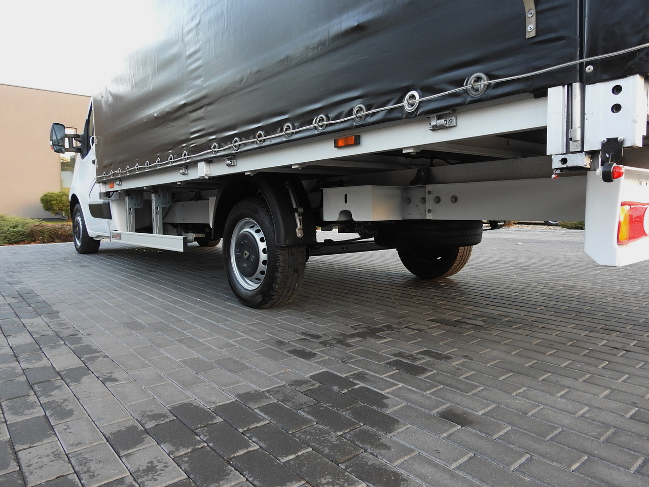 Furgoneta con lona RENAULT MASTER TARPAULIN 10 PALLETS WEBASTO CRUISE CONTROL AIR CONDITIONING PNEUMATICS AUTOMATIC TRANSMISSION   170HP: foto 16