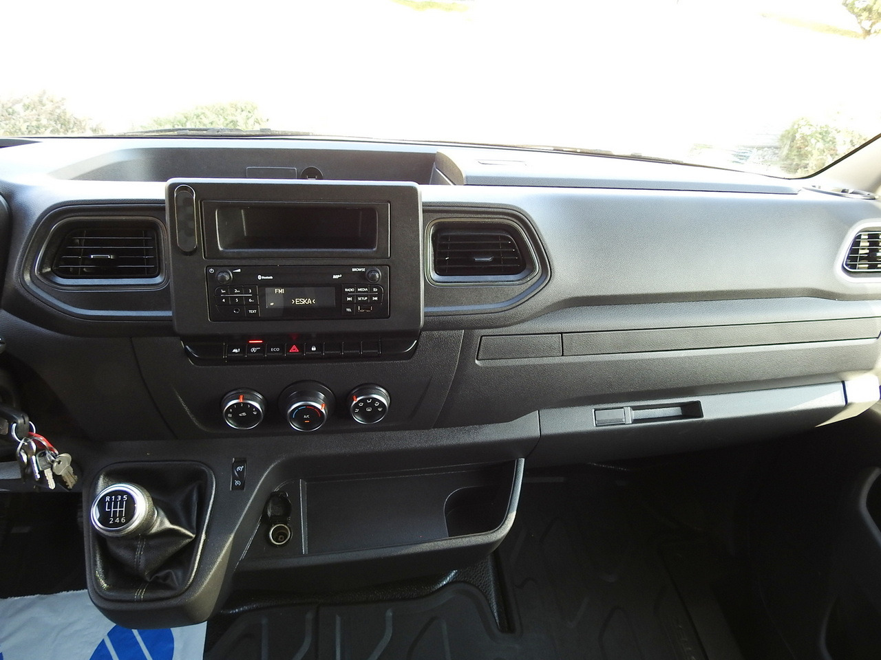 Furgoneta con lona RENAULT MASTER  TARPAULIN 10 PALLETS WEBASTO CRUISE CONTROL LED LIGHTS PNEUMATICS AIR CONDITIONING  165HP: foto 33