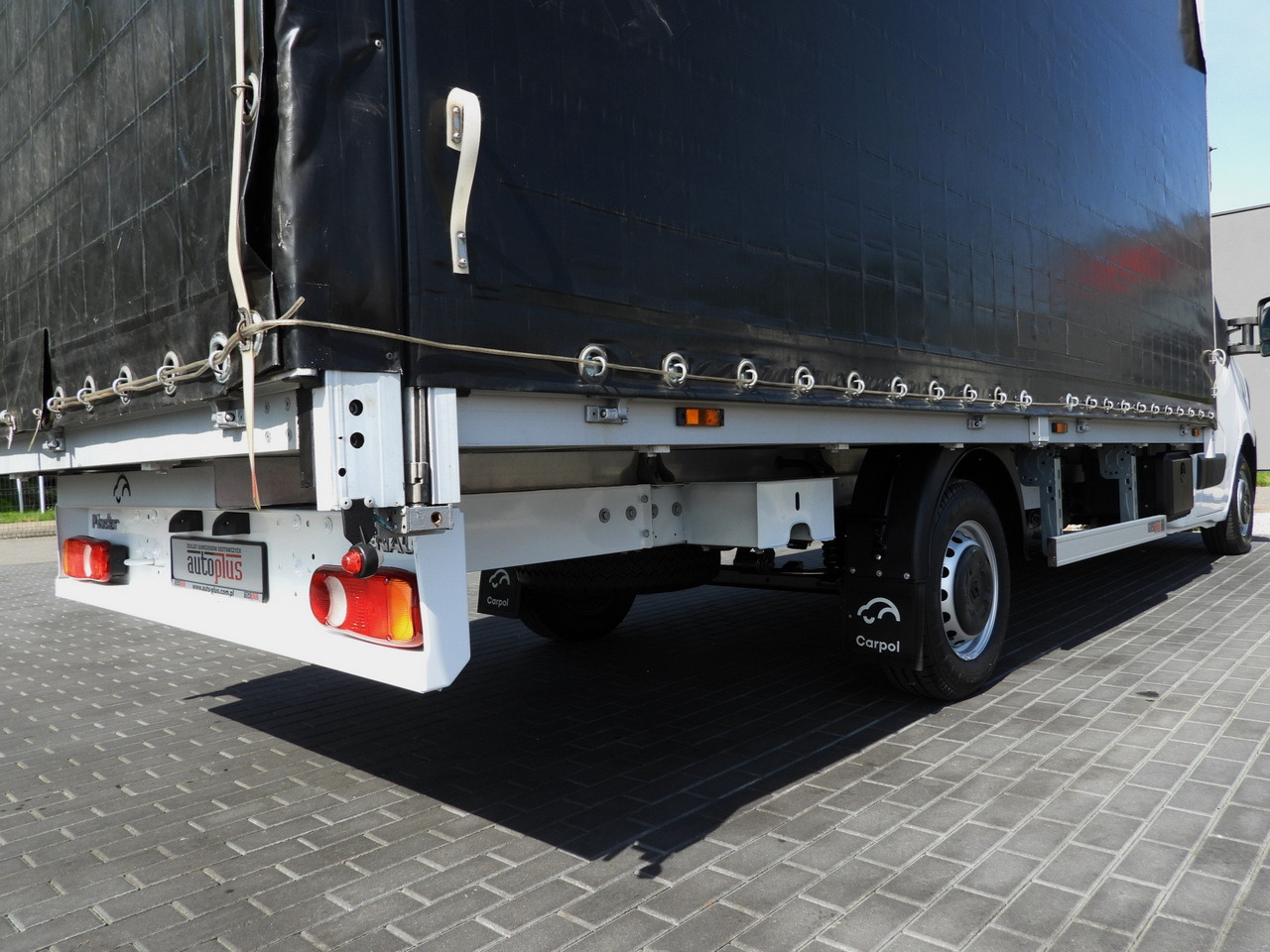 Furgoneta con lona RENAULT MASTER TARPAULIN 10 PALLETS WEBASTO CRUISE CONTROL LED LIGHTS PNEUMATICS AIR CONDITIONING 165HP: foto 16 Furgoneta con lona RENAULT MASTER TARPAULIN 10 PALLETS WEBASTO CRUISE CONTROL LED LIGHTS PNEUMATICS AIR CONDITIONING 165HP: foto 16