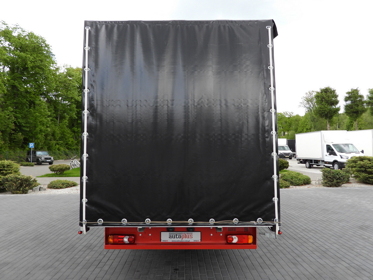 Furgoneta con lona RENAULT MASTER TARPAULIN 10 PALLETS WEBASTO CRUISE CONTROL LED LIGHTS PNEUMATICS AIR CONDITIONING 165HP: foto 11 Furgoneta con lona RENAULT MASTER TARPAULIN 10 PALLETS WEBASTO CRUISE CONTROL LED LIGHTS PNEUMATICS AIR CONDITIONING 165HP: foto 11