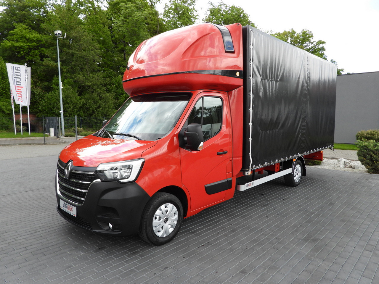 Furgoneta con lona RENAULT MASTER TARPAULIN 10 PALLETS WEBASTO CRUISE CONTROL LED LIGHTS PNEUMATICS AIR CONDITIONING 165HP: foto 6 Furgoneta con lona RENAULT MASTER TARPAULIN 10 PALLETS WEBASTO CRUISE CONTROL LED LIGHTS PNEUMATICS AIR CONDITIONING 165HP: foto 6