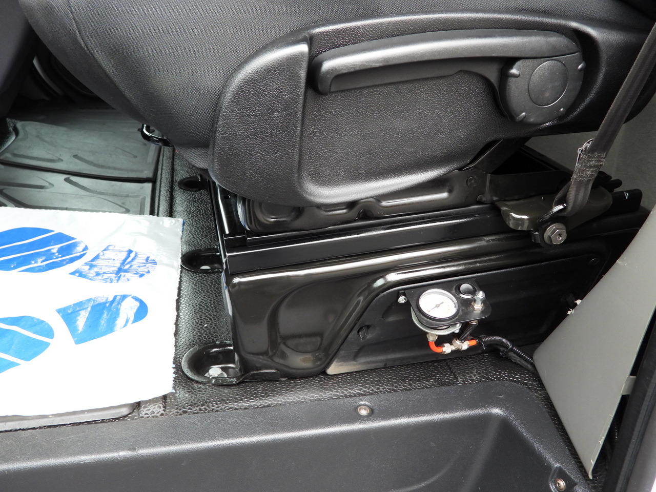 Furgoneta con lona RENAULT MASTER TARPAULIN 10 PALLETS WEBASTO CRUISE CONTROL LED LIGHTS PNEUMATICS AIR CONDITIONING 165HP: foto 28 Furgoneta con lona RENAULT MASTER TARPAULIN 10 PALLETS WEBASTO CRUISE CONTROL LED LIGHTS PNEUMATICS AIR CONDITIONING 165HP: foto 28