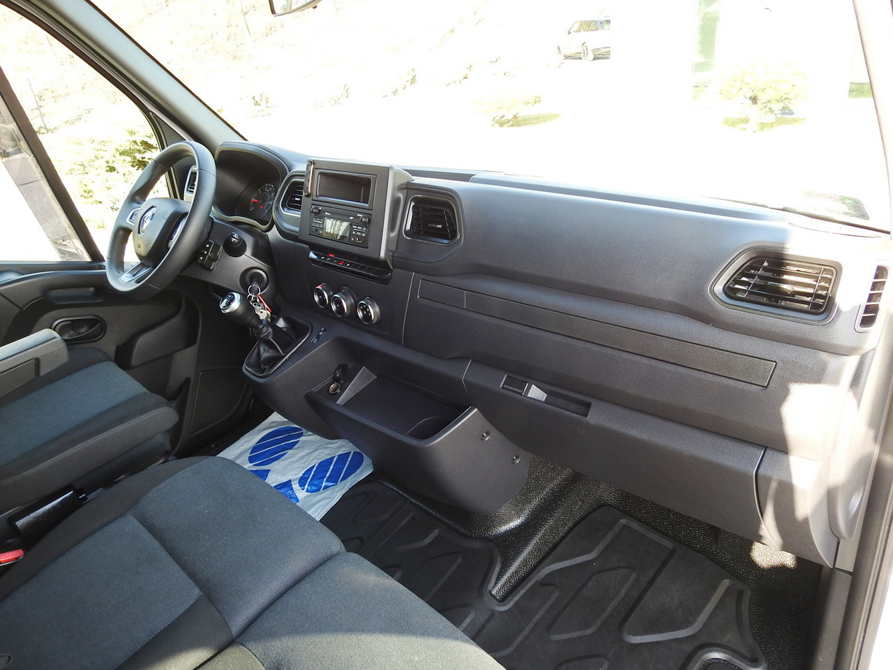 Furgoneta con lona RENAULT MASTER  TARPAULIN 10 PALLETS WEBASTO CRUISE CONTROL LED LIGHTS PNEUMATICS AIR CONDITIONING  165HP: foto 40