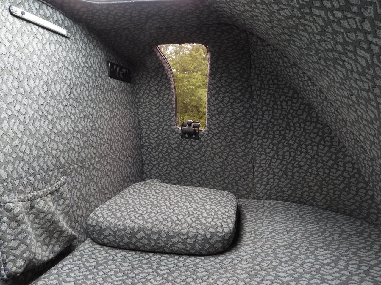 Furgoneta con lona RENAULT MASTER TARPAULIN 10 PALLETS WEBASTO CRUISE CONTROL LED LIGHTS PNEUMATICS AIR CONDITIONING 165HP: foto 40 Furgoneta con lona RENAULT MASTER TARPAULIN 10 PALLETS WEBASTO CRUISE CONTROL LED LIGHTS PNEUMATICS AIR CONDITIONING 165HP: foto 40