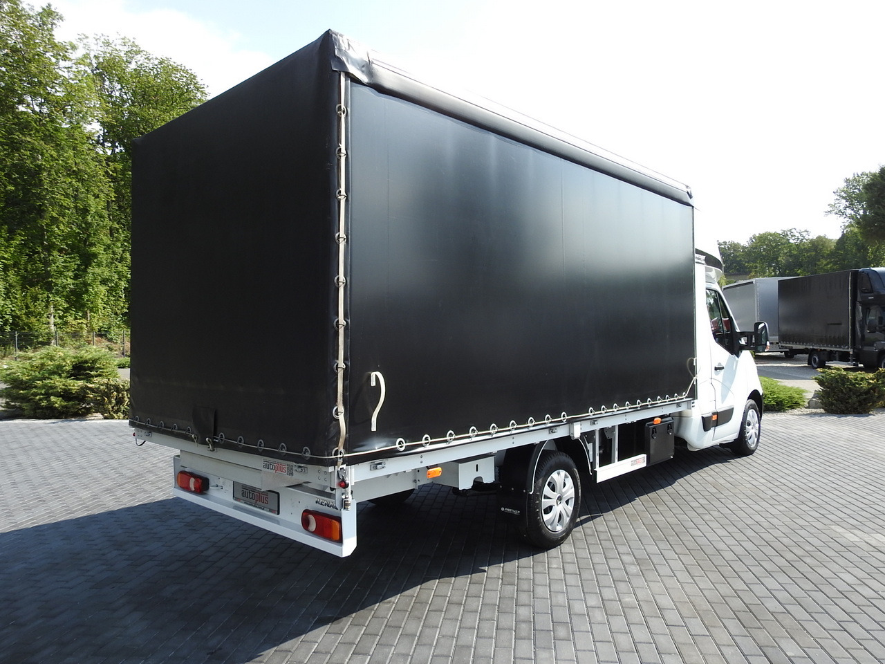 RENAULT MASTER TARPAULIN 8 PALLETS CRUISE CONTROL AIR CONDITIONING 170HP - Furgoneta con lona: foto 3 RENAULT MASTER TARPAULIN 8 PALLETS CRUISE CONTROL AIR CONDITIONING 170HP - Furgoneta con lona: foto 3