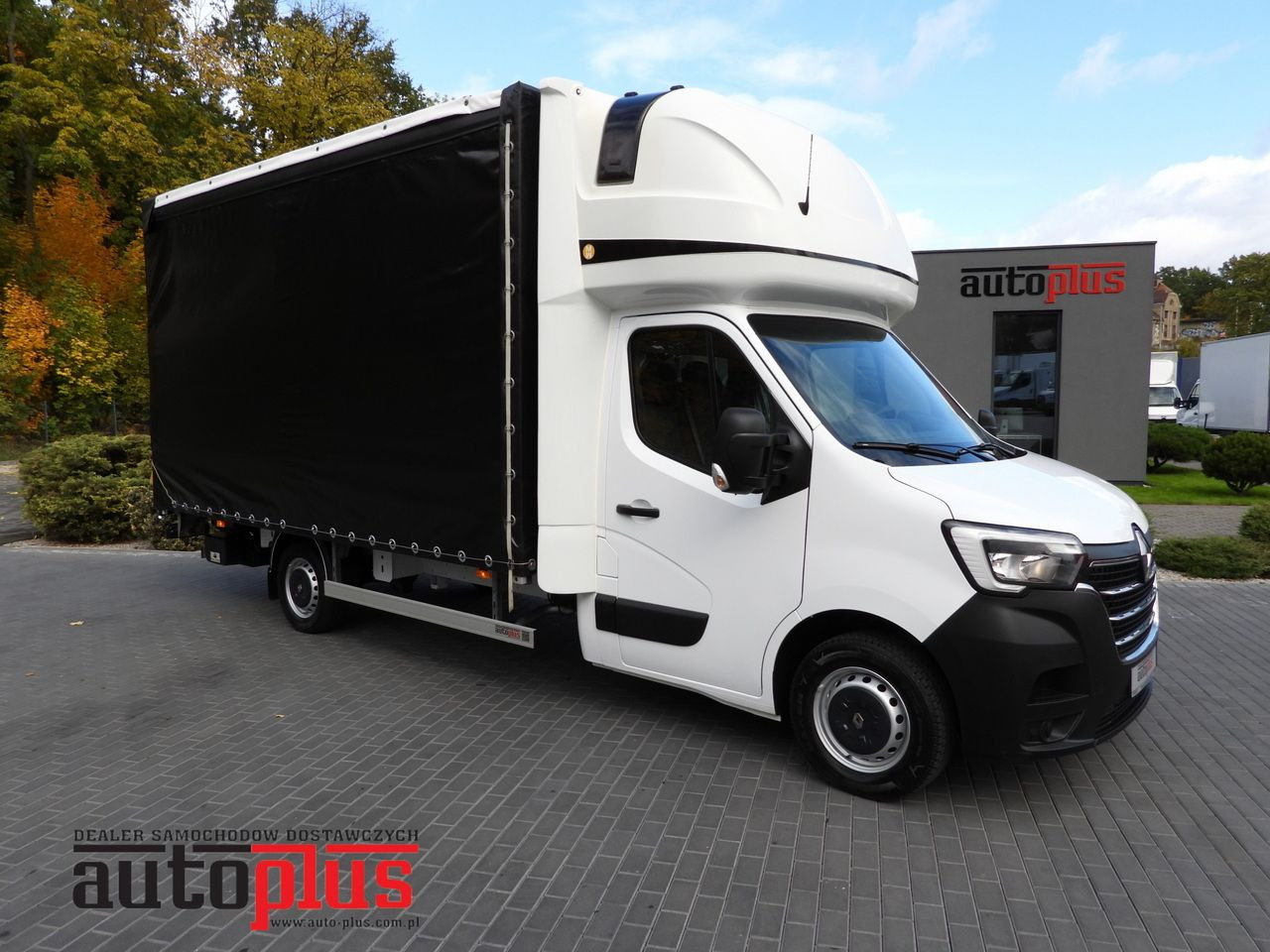 RENAULT MASTER TARPAULIN LIFT 10 PALLETS CRUISE CONTROL LED LIGHTS AIR CONDITIONING 165HP - Furgoneta con lona: foto 1 RENAULT MASTER TARPAULIN LIFT 10 PALLETS CRUISE CONTROL LED LIGHTS AIR CONDITIONING 165HP - Furgoneta con lona: foto 1