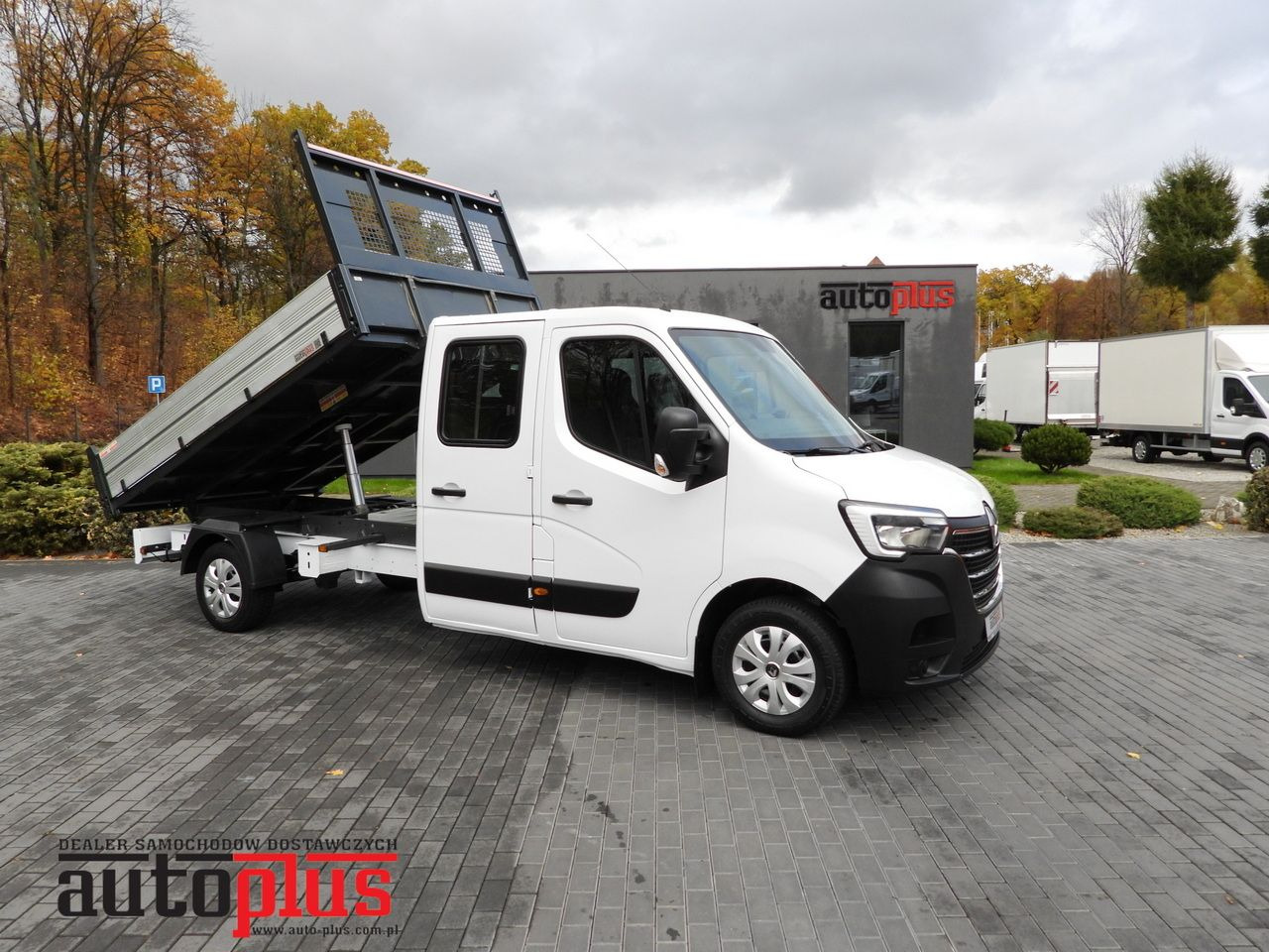 RENAULT MASTER TIPPER DOUBLE CABIN DOKA 7 SEATS CRUISE CONTROL NAVIGATION LED LIGHTS AIR CONDITIONING 145HP - Furgoneta basculante: foto 1 RENAULT MASTER TIPPER DOUBLE CABIN DOKA 7 SEATS CRUISE CONTROL NAVIGATION LED LIGHTS AIR CONDITIONING 145HP - Furgoneta basculante: foto 1