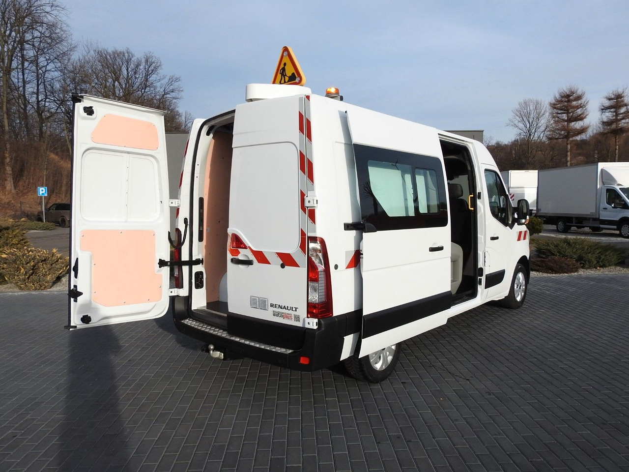 Renault MASTER KASTENWAGEN DOPPELKABINE 7 SITZE TEMPOMAT - Furgón, Furgoneta combi: foto 3 Renault MASTER KASTENWAGEN DOPPELKABINE 7 SITZE TEMPOMAT - Furgón, Furgoneta combi: foto 3