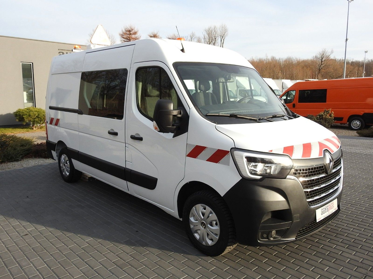 Renault MASTER KASTENWAGEN DOPPELKABINE 7 SITZE TEMPOMAT - Furgón, Furgoneta combi: foto 4 Renault MASTER KASTENWAGEN DOPPELKABINE 7 SITZE TEMPOMAT - Furgón, Furgoneta combi: foto 4