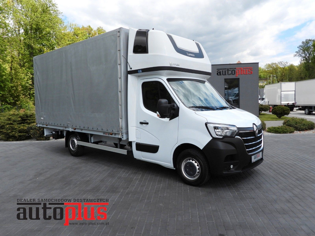 Renault MASTER PRITSCHE PLANE 10 PALETTEN TEMPOMAT A/C - Furgoneta con lona: foto 1 Renault MASTER PRITSCHE PLANE 10 PALETTEN TEMPOMAT A/C - Furgoneta con lona: foto 1