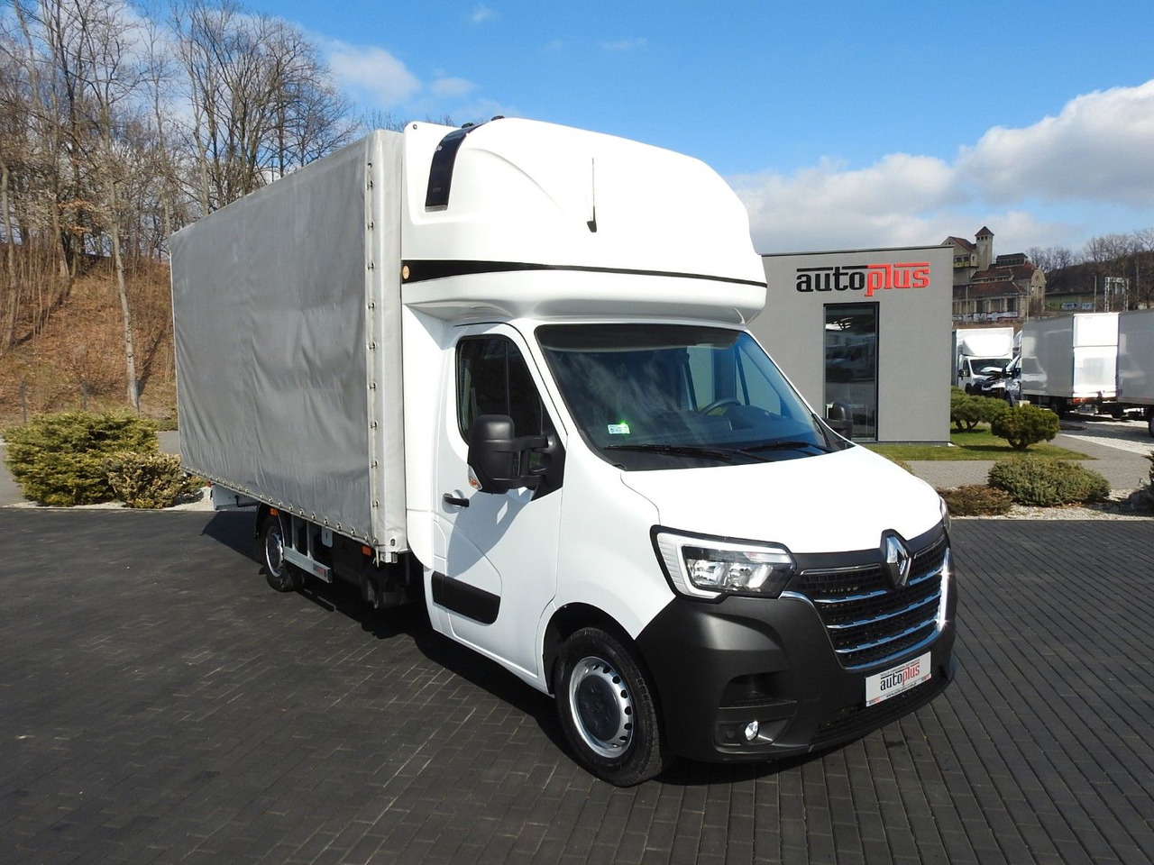 Renault MASTER PRITSCHE PLANE 10 PALETTEN WEBASTO - Furgoneta con lona: foto 1 Renault MASTER PRITSCHE PLANE 10 PALETTEN WEBASTO - Furgoneta con lona: foto 1