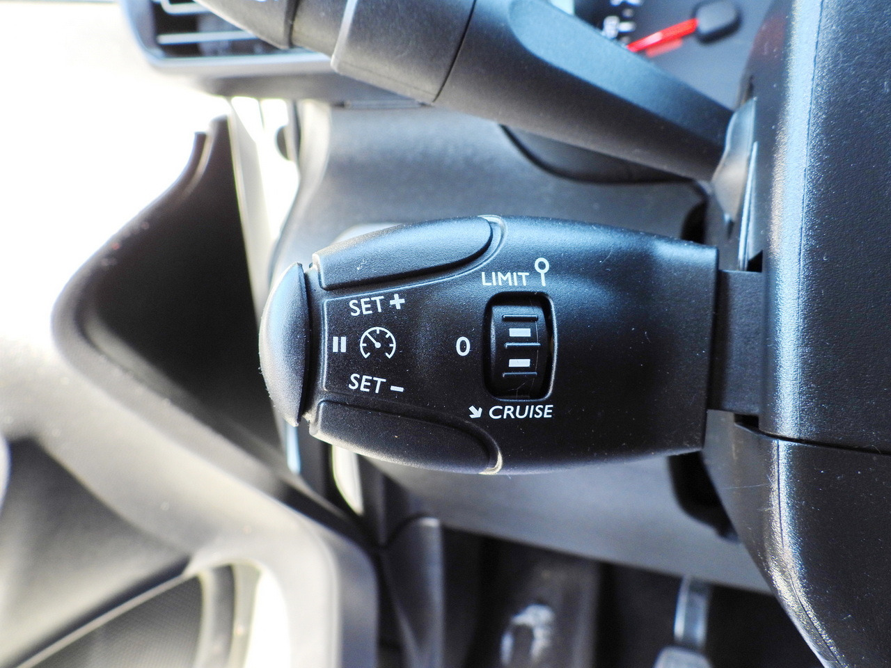 Leasing de TOYOTA PROACE CITY  REFRIGERATOR VAN -15*C POWER SUPPLY 230V CRUISE CONTROL AIR CONDITIONING  100HP TOYOTA PROACE CITY  REFRIGERATOR VAN -15*C POWER SUPPLY 230V CRUISE CONTROL AIR CONDITIONING  100HP: foto 31