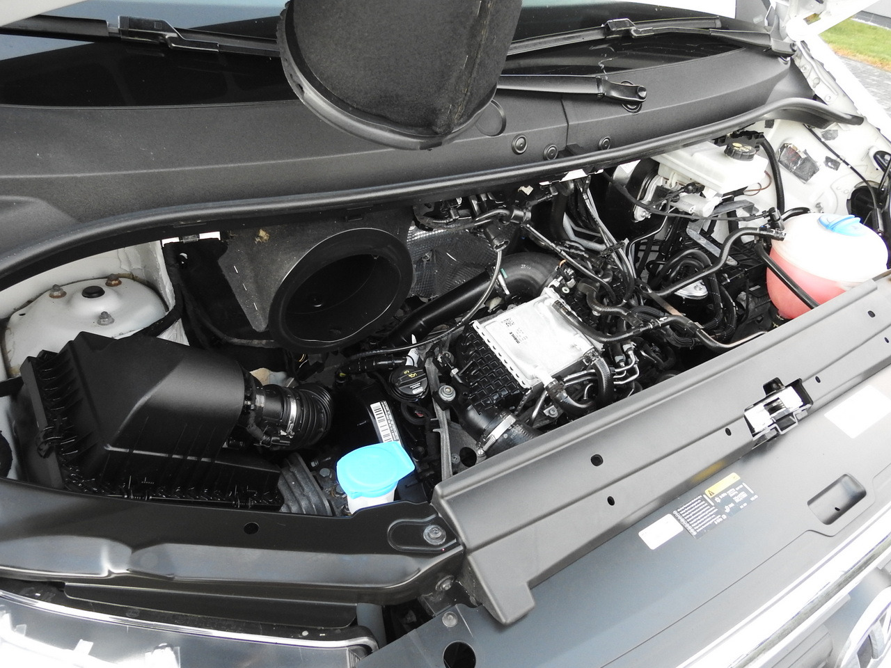 Furgón VOLKSWAGEN CRAFTER 4X4 4MOTION BOX DELIVERY VAN 7 SEATS AIR CONDITIONING 140HP: foto 24 Furgón VOLKSWAGEN CRAFTER 4X4 4MOTION BOX DELIVERY VAN 7 SEATS AIR CONDITIONING 140HP: foto 24