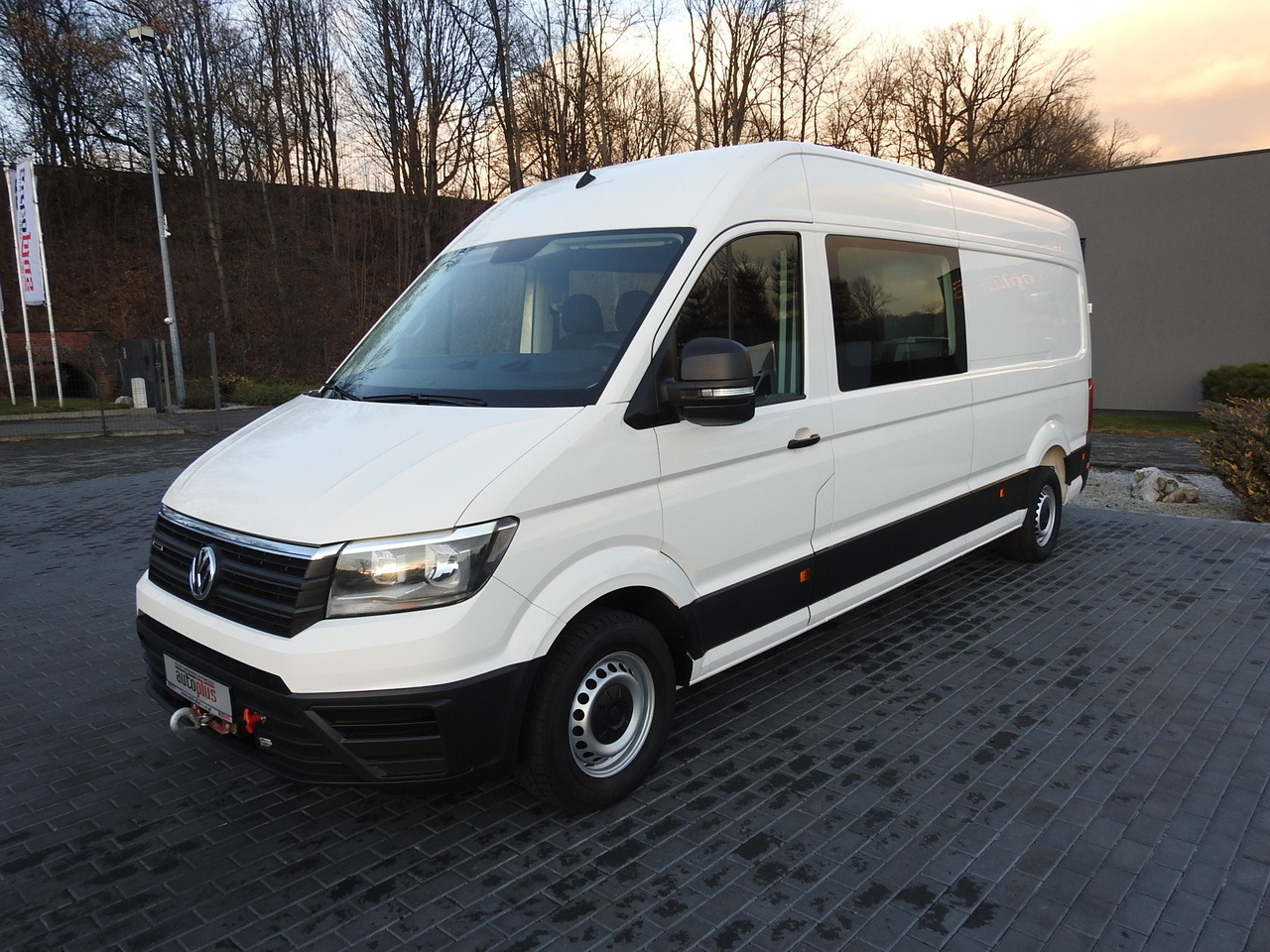 Furgón VOLKSWAGEN CRAFTER 4X4 4MOTION BOX DELIVERY VAN 7 SEATS AIR CONDITIONING 140HP: foto 6 Furgón VOLKSWAGEN CRAFTER 4X4 4MOTION BOX DELIVERY VAN 7 SEATS AIR CONDITIONING 140HP: foto 6