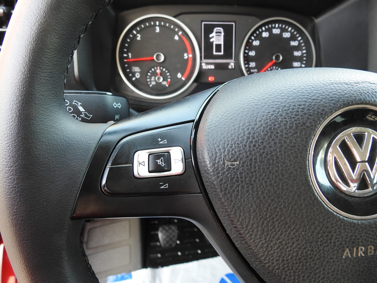 Furgoneta combi VOLKSWAGEN CRAFTER STAKE BODY DOUBLE CABIN DOKA 7 SEATS AIR CONDITIONING 140HP: foto 34 Furgoneta combi VOLKSWAGEN CRAFTER STAKE BODY DOUBLE CABIN DOKA 7 SEATS AIR CONDITIONING 140HP: foto 34