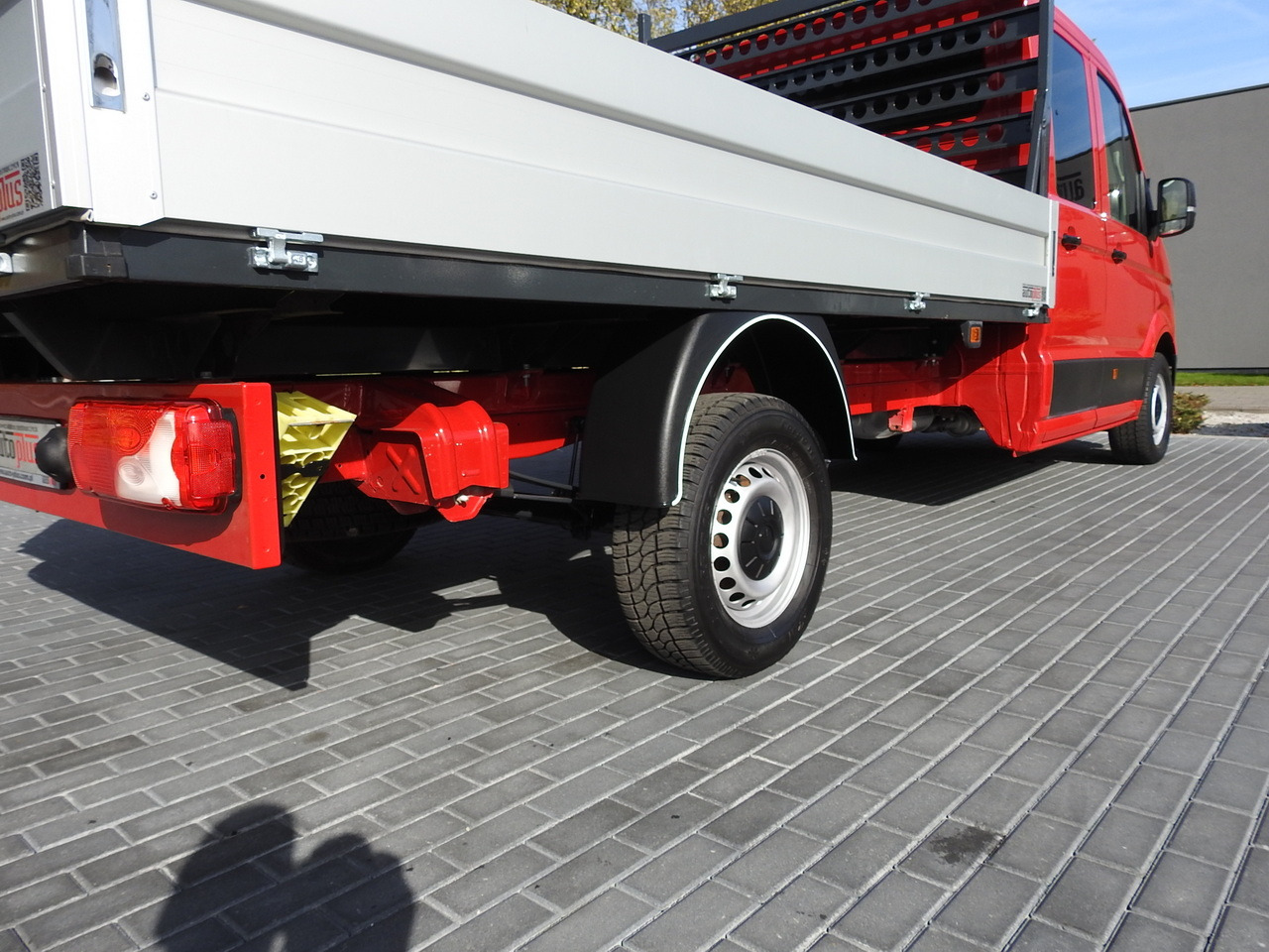 Furgoneta combi VOLKSWAGEN CRAFTER STAKE BODY DOUBLE CABIN DOKA 7 SEATS AIR CONDITIONING 140HP: foto 17 Furgoneta combi VOLKSWAGEN CRAFTER STAKE BODY DOUBLE CABIN DOKA 7 SEATS AIR CONDITIONING 140HP: foto 17