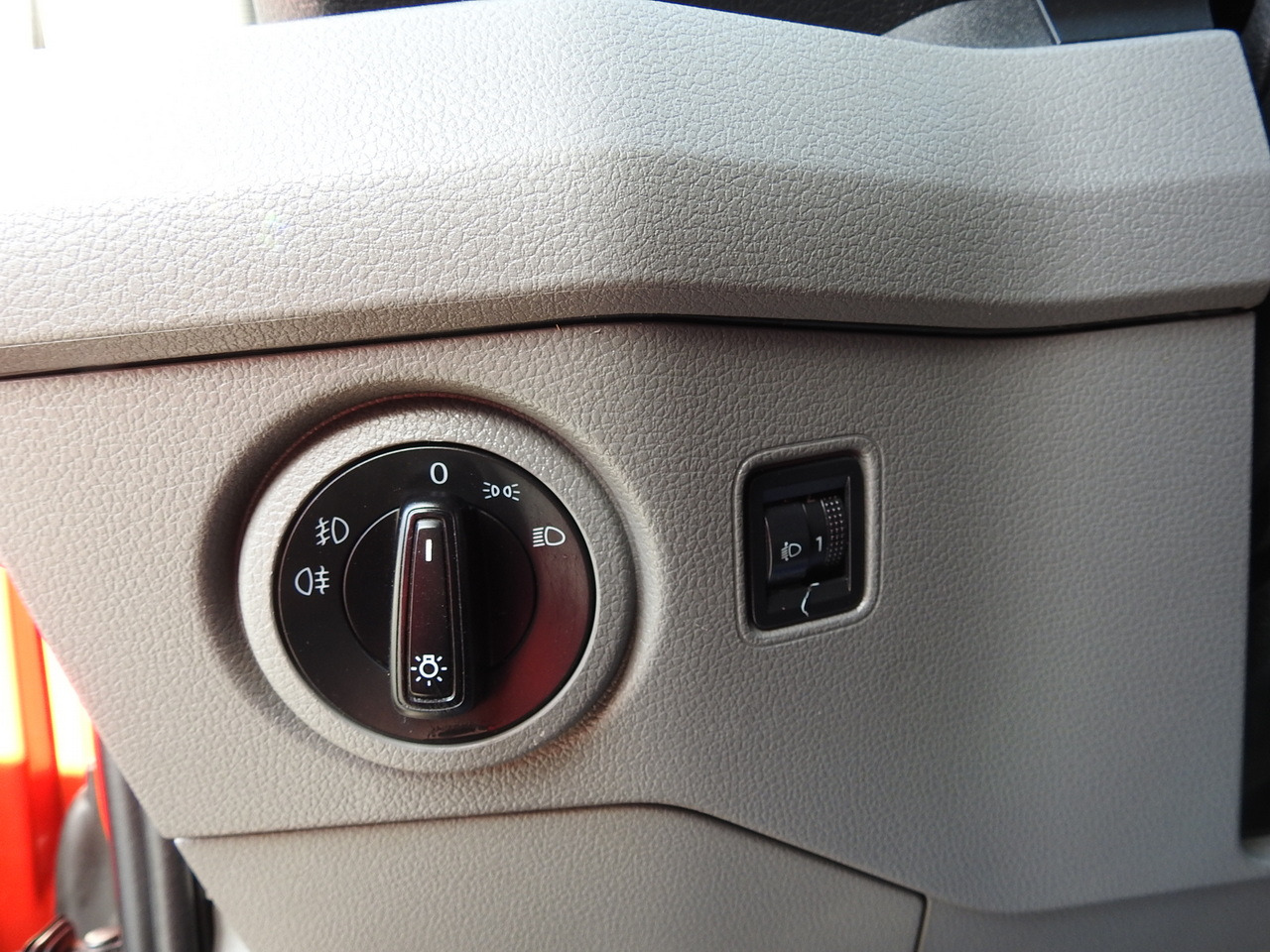 Furgoneta combi VOLKSWAGEN CRAFTER STAKE BODY DOUBLE CABIN DOKA 7 SEATS AIR CONDITIONING 140HP: foto 31 Furgoneta combi VOLKSWAGEN CRAFTER STAKE BODY DOUBLE CABIN DOKA 7 SEATS AIR CONDITIONING 140HP: foto 31