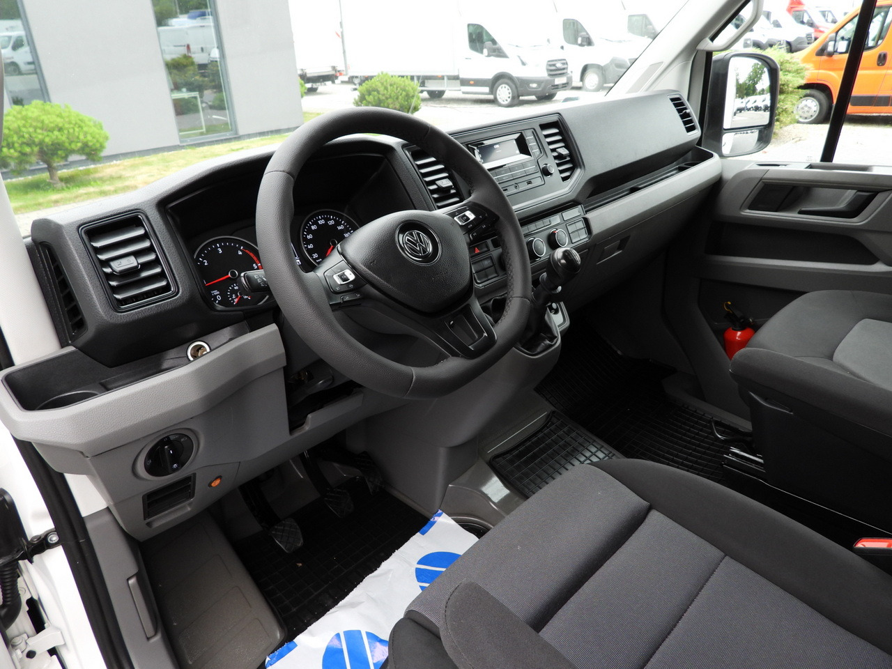 VOLKSWAGEN CRAFTER TARPAULIN 8 PALLETS WEBASTO CRUISE CONTROL LED LIGHTS AIR CONDITIONING 180HP - Furgoneta con lona: foto 2 VOLKSWAGEN CRAFTER TARPAULIN 8 PALLETS WEBASTO CRUISE CONTROL LED LIGHTS AIR CONDITIONING 180HP - Furgoneta con lona: foto 2