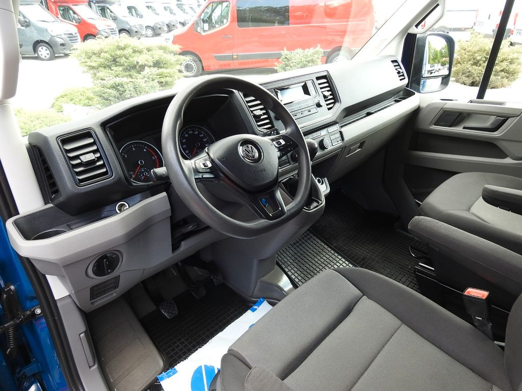 Volkswagen CRAFTER PRITSCHE PLANE 10 PALETTEN WEBASTO A/C - Furgoneta con lona, Furgoneta combi: foto 2 Volkswagen CRAFTER PRITSCHE PLANE 10 PALETTEN WEBASTO A/C - Furgoneta con lona, Furgoneta combi: foto 2