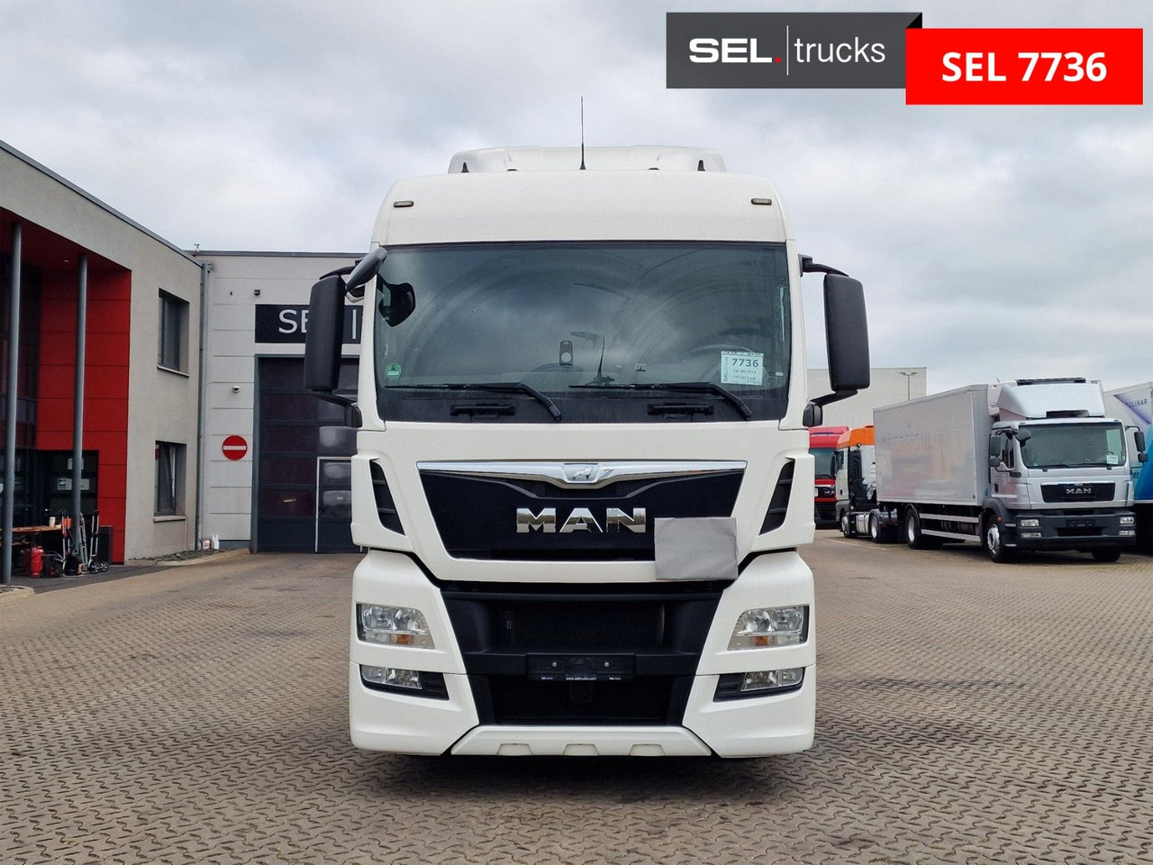 MAN TGX 18.400 4X2 LLS-U / ZF Intarder / LOW KM ! - Cabeza tractora: foto 2 MAN TGX 18.400 4X2 LLS-U / ZF Intarder / LOW KM ! - Cabeza tractora: foto 2
