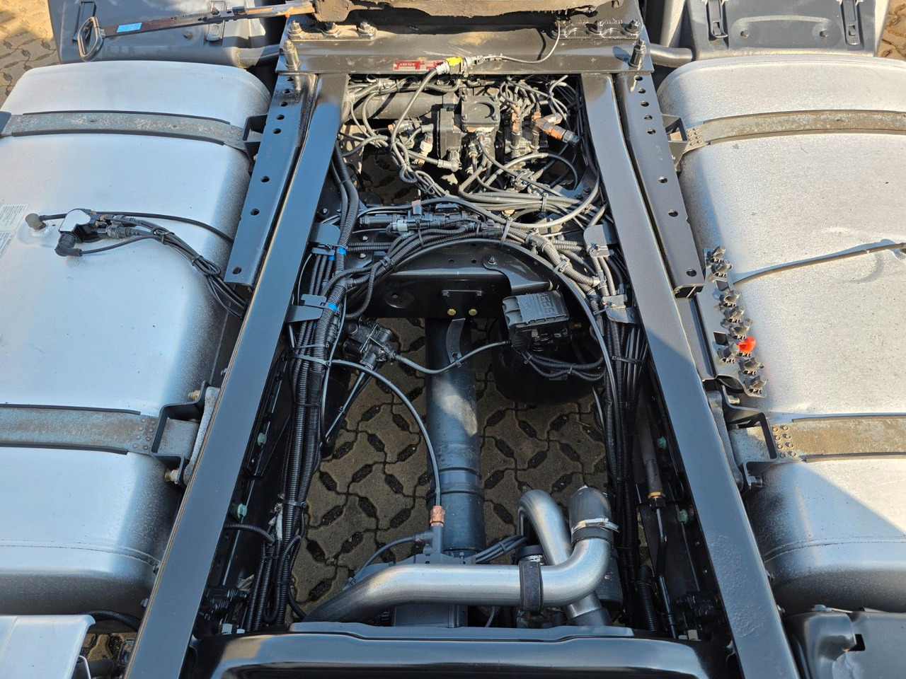 Cabeza tractora MAN TGX 18.460 4X2 LLS-U / Retarder: foto 12 Cabeza tractora MAN TGX 18.460 4X2 LLS-U / Retarder: foto 12