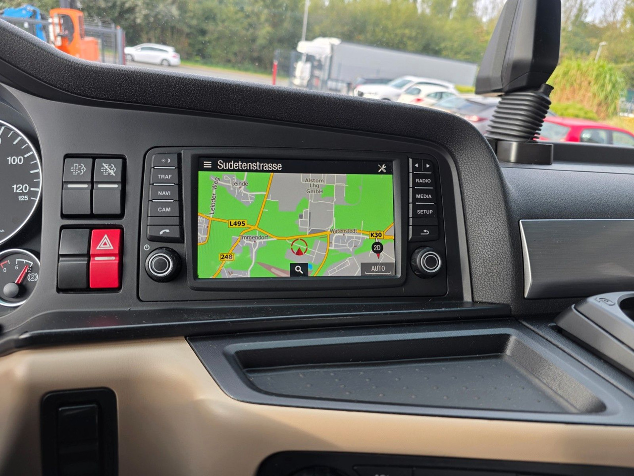 Cabeza tractora MAN TGX 18.460 4X2 LLS-U / Retarder: foto 42 Cabeza tractora MAN TGX 18.460 4X2 LLS-U / Retarder: foto 42