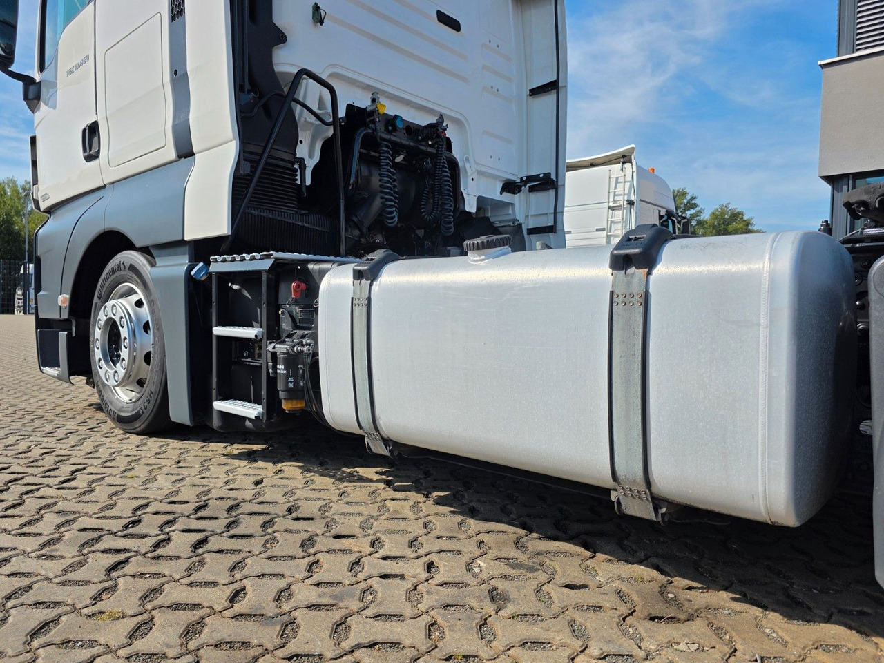 Cabeza tractora MAN TGX 18.460 4X2 LLS-U / Retarder: foto 14 Cabeza tractora MAN TGX 18.460 4X2 LLS-U / Retarder: foto 14