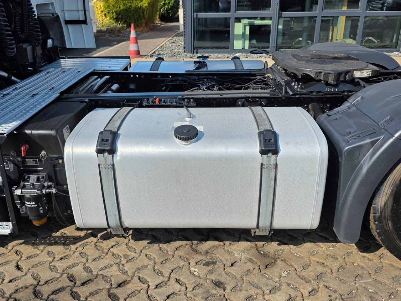 Cabeza tractora MAN TGX 18.460 4X2 LLS-U / Retarder: foto 15 Cabeza tractora MAN TGX 18.460 4X2 LLS-U / Retarder: foto 15