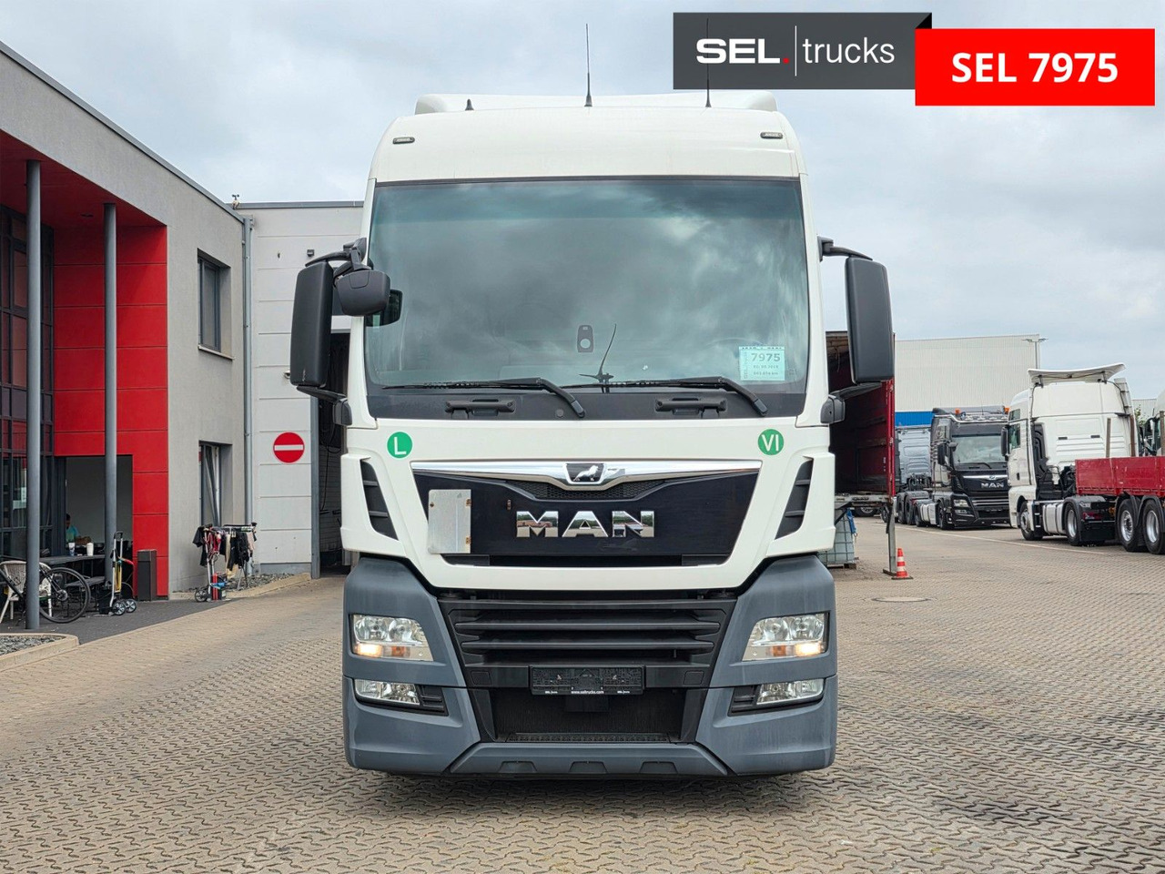 MAN TGX 18.460 4X2 LLS-U / Retarder - Cabeza tractora: foto 2 MAN TGX 18.460 4X2 LLS-U / Retarder - Cabeza tractora: foto 2