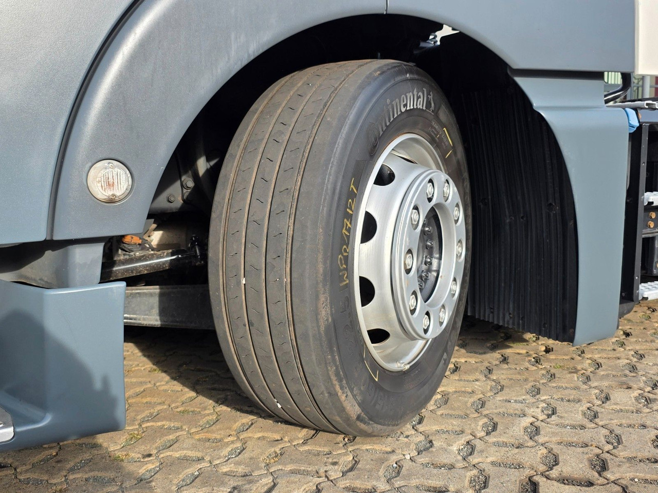 Cabeza tractora MAN TGX 18.460 4X2 LLS-U / Retarder: foto 47 Cabeza tractora MAN TGX 18.460 4X2 LLS-U / Retarder: foto 47