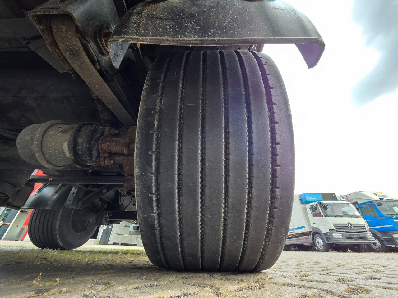 Semirremolque lona Fliegl SZS320 / Hubdach / EDSCHA / Mega: foto 32 Semirremolque lona Fliegl SZS320 / Hubdach / EDSCHA / Mega: foto 32